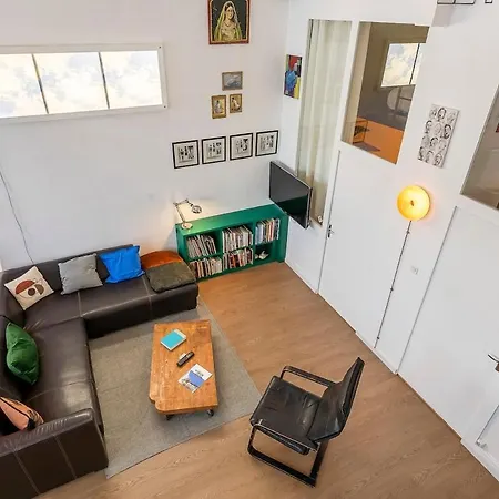 公寓 Superb Loft With Unique Design Heart Of *