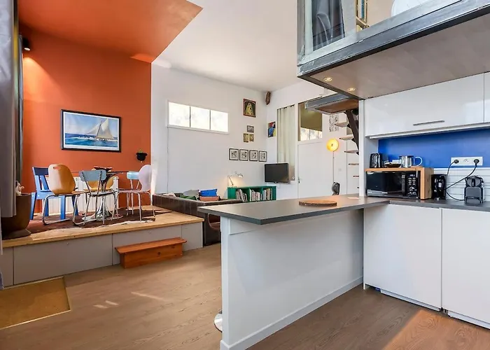 Superb Loft With Unique Design Heart Of 公寓